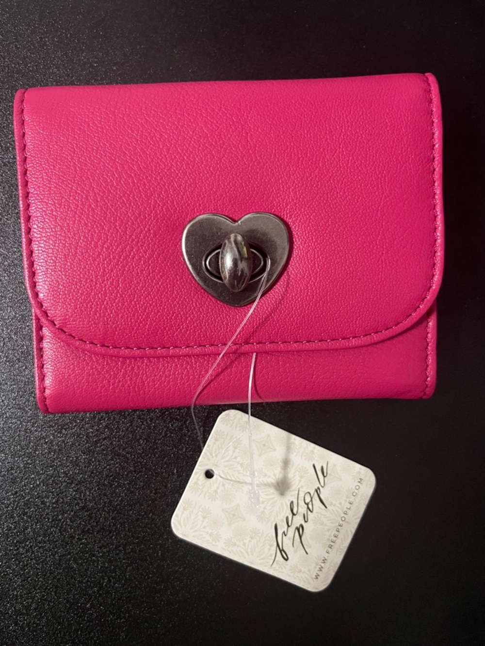 950. FREE PEOPLE Leather wallet / card coin holder in Live Potion NWT $48